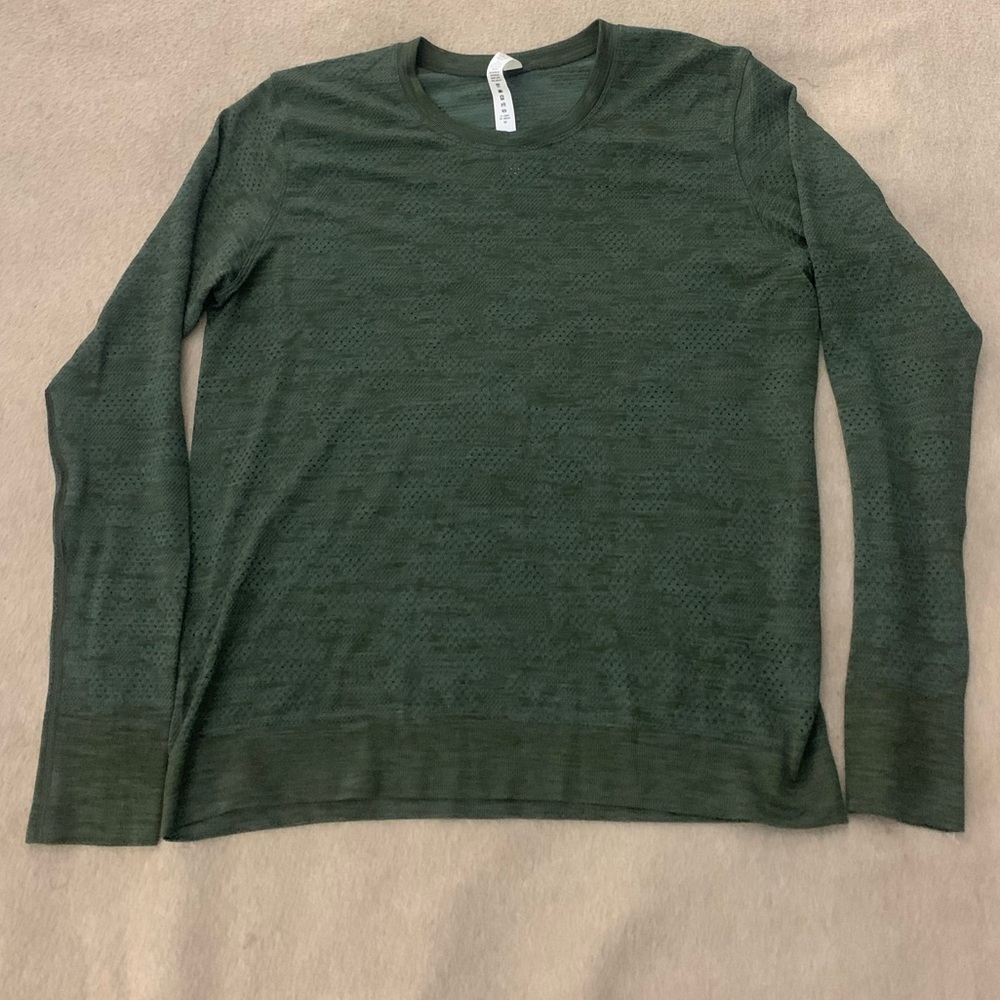 lululemon athletica Women's Long Sleeve Top in Deep Green